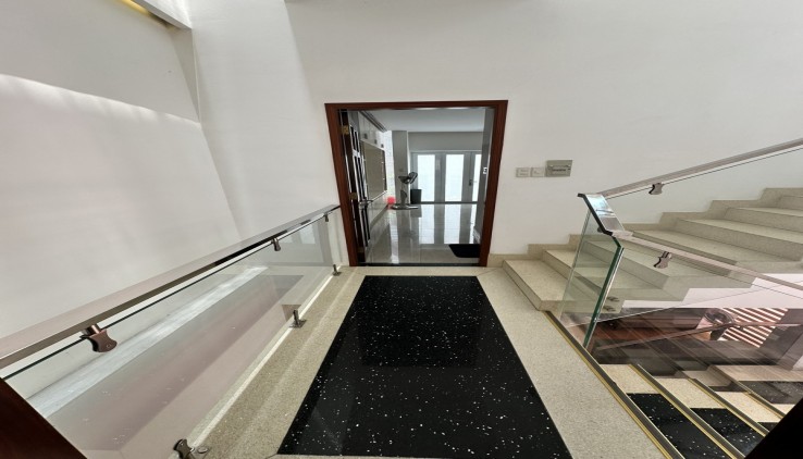 Biệt Thự Lê Duy Nhuận Hoàng Hoa Thám – Mặt Tiền Siêu Vip -Tân Bình – 82M2, 5 Tầng (5x17) Chỉ 17 tỷ